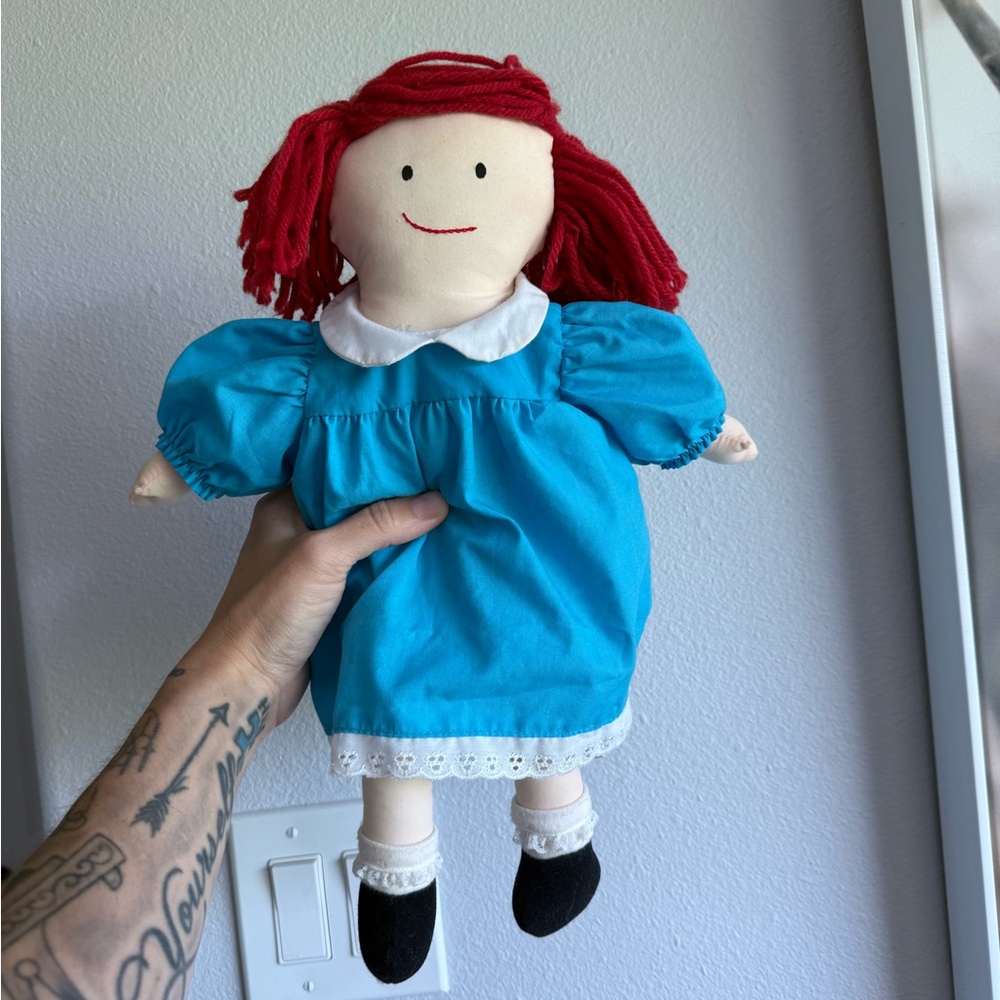 Vintage 1994 Madeline Doll - Picture 1 of 6